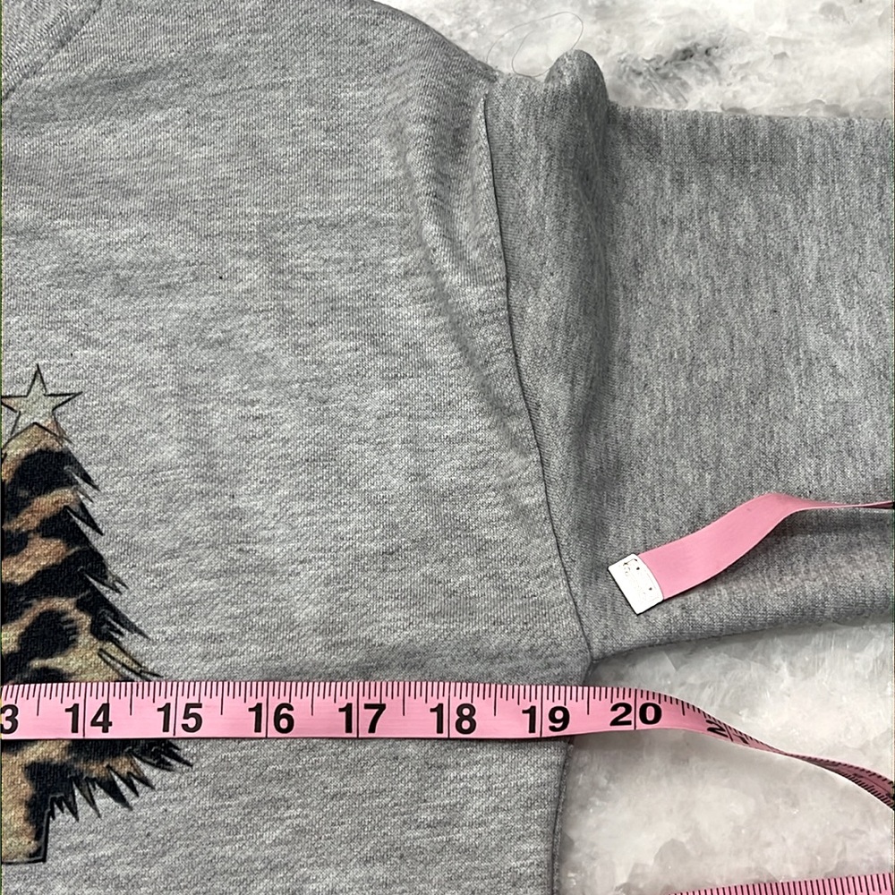 Women’s Christmas Tree Crewneck Sweatshirt Sz S - Picture 5 of 5